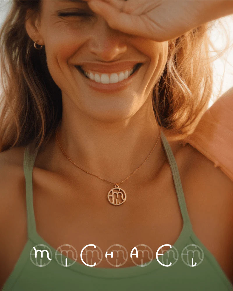 Le Collier Monogramme – Chaque lettre, une histoire